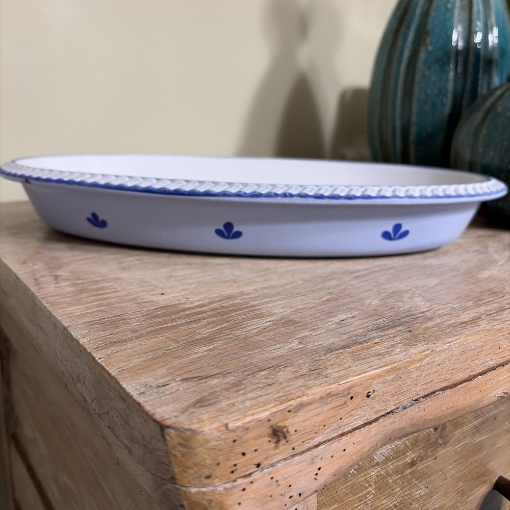 Dru Holland Oval Baking Dish Enamel Over Cast Iron #32 Blue Tulip 14"